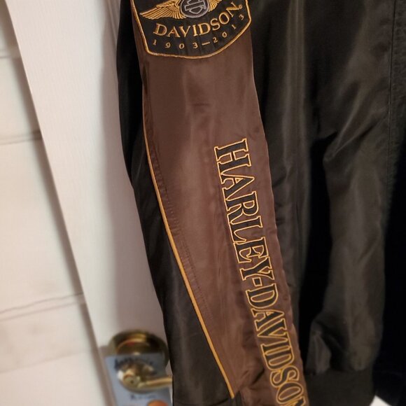 Harley Davidson 110th year Anniversary Jacket - Picture 2 of 5